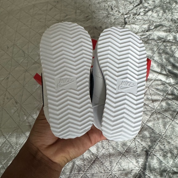 Infant Nike Cortez - Picture 2 of 4
